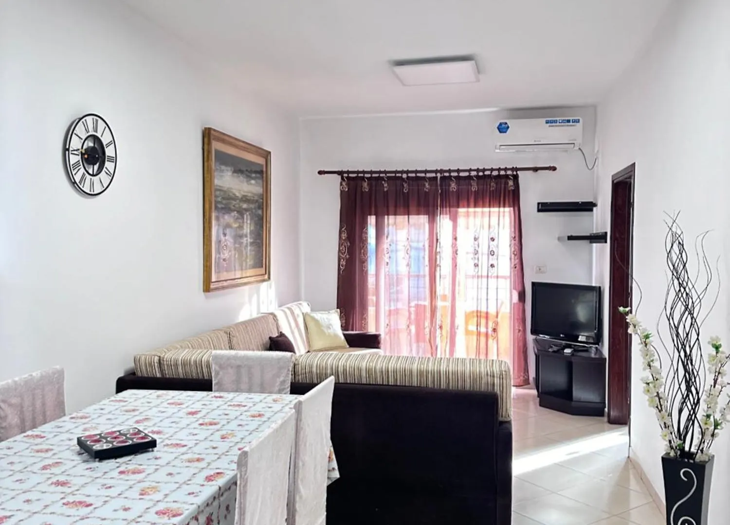 Star Sea View Apartment Sarande